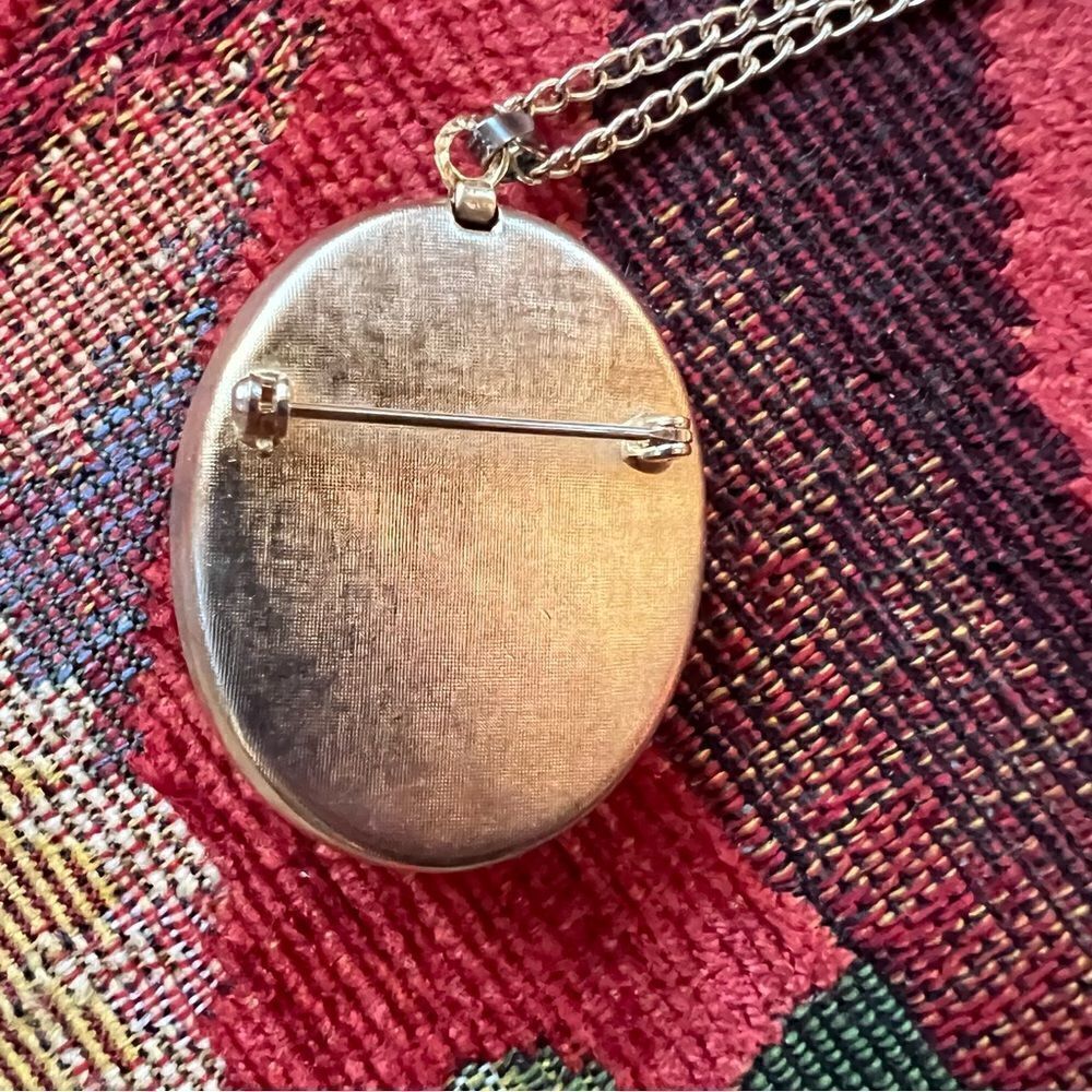 Vintage Jeweled Avon Solid Perfume Locket Necklace *Still Has Perfume!!! - Picture 5 of 10
